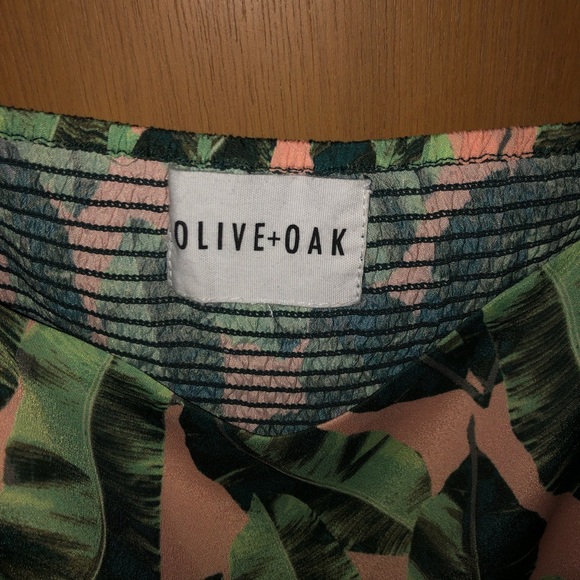 Olive and Oak Tropical Dress - Picture 3 of 4